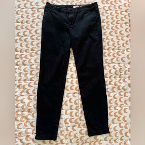 Like New Maison Jules Lou Lou Weekend Casual Straight Leg Black Pants size 2